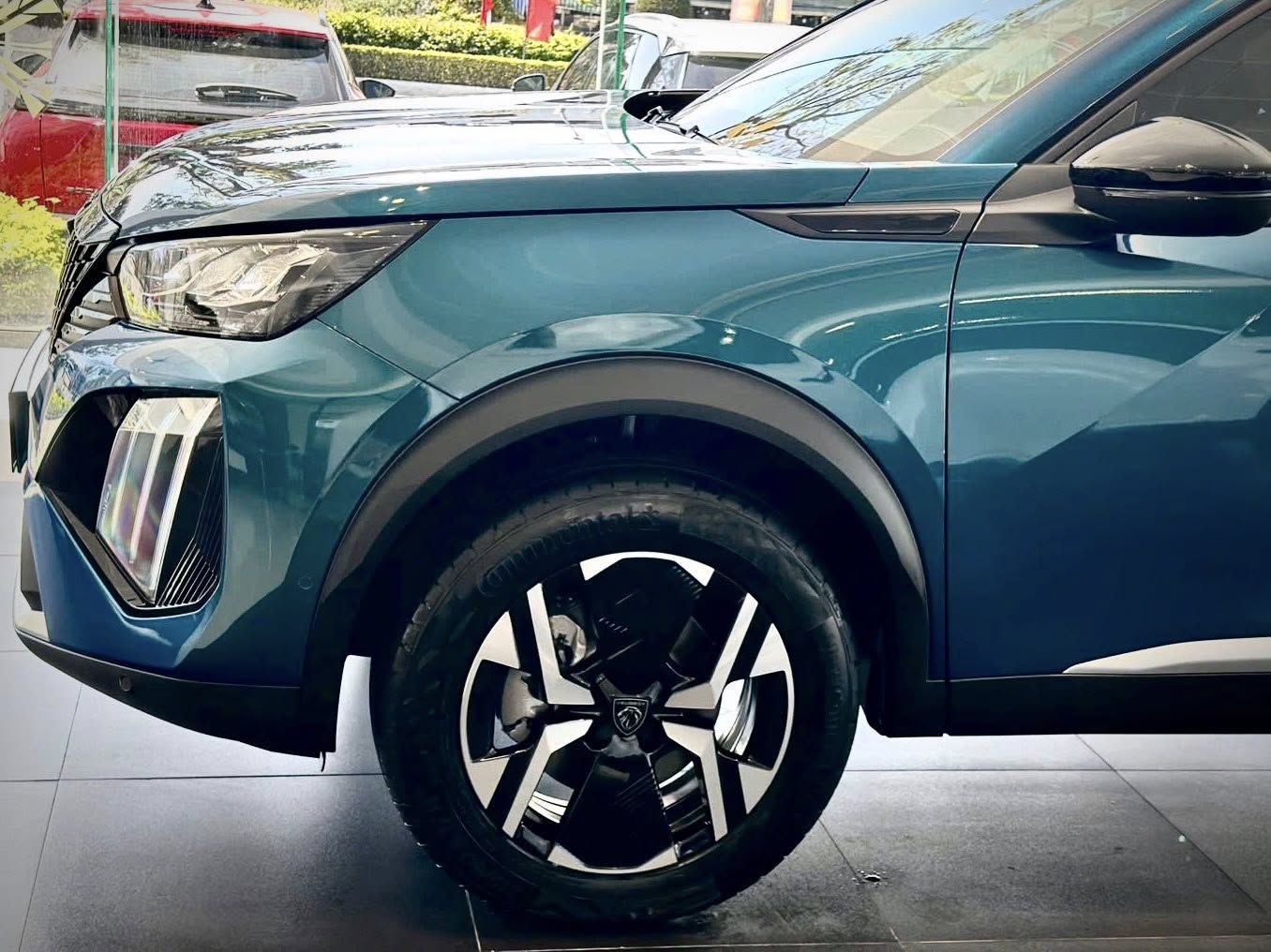 New Peugeot 2008 Iconic